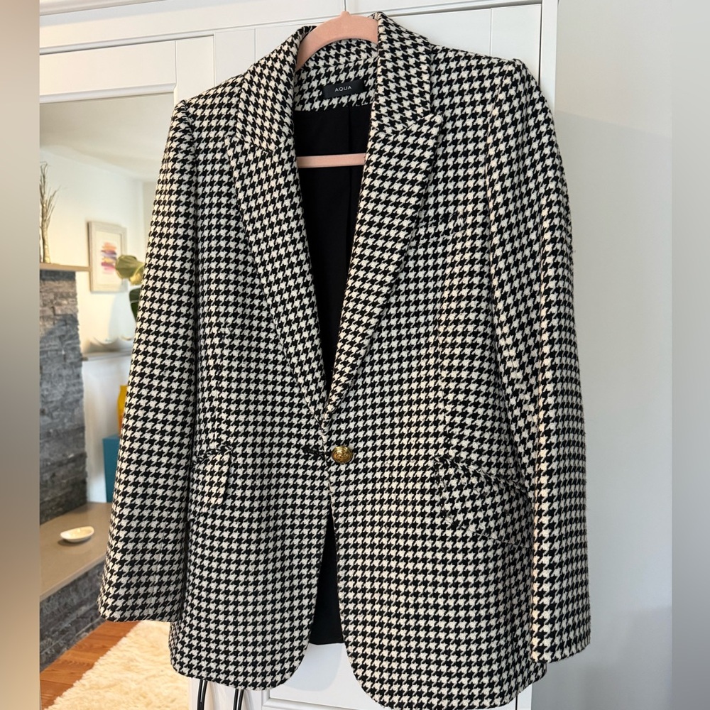 Aqua Houndstooth Jacket in Black and Cream